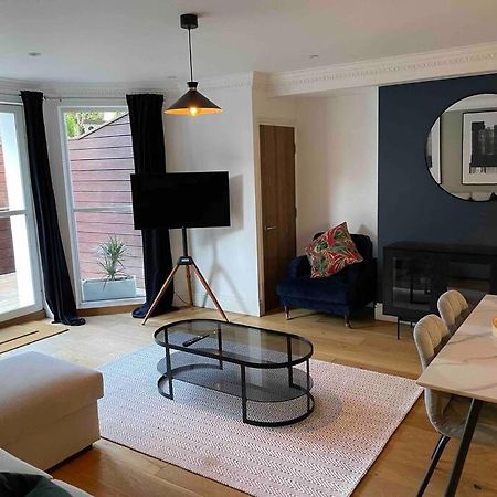 Stunning Apartment By The Leas, West End Folkestone Bagian luar foto