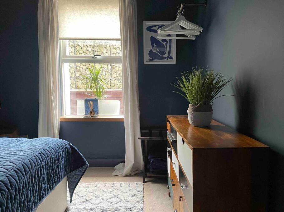 Stunning Apartment By The Leas, West End Folkestone Bagian luar foto